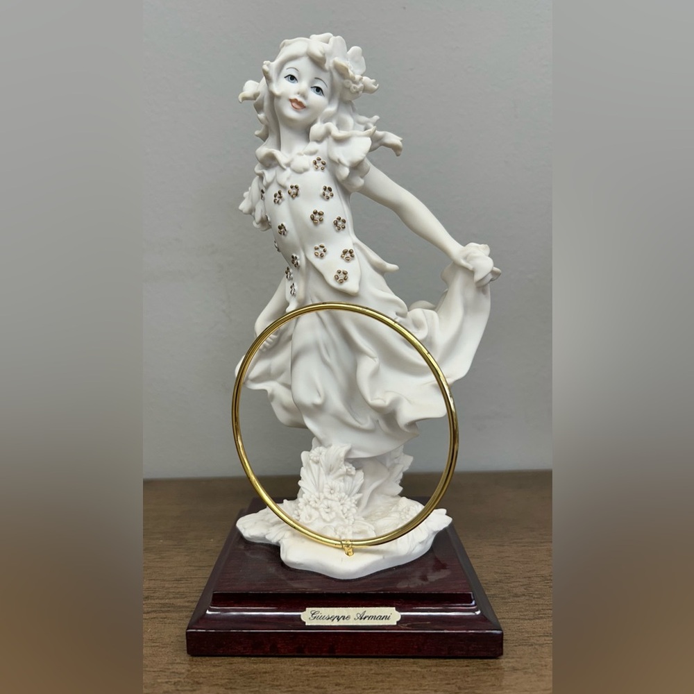 Giuseppe Armani Figurine “Free Wheeling” Vintage Sculpture